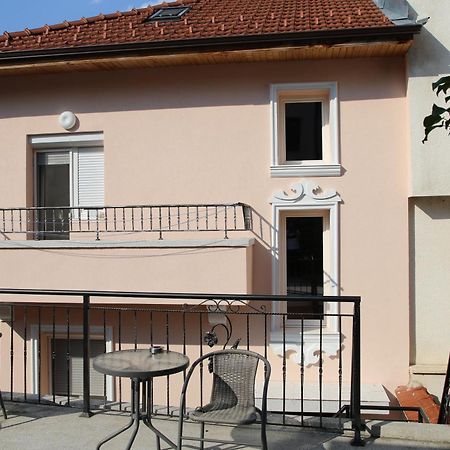 Ema Artistic House Hotel Pleven Exterior photo